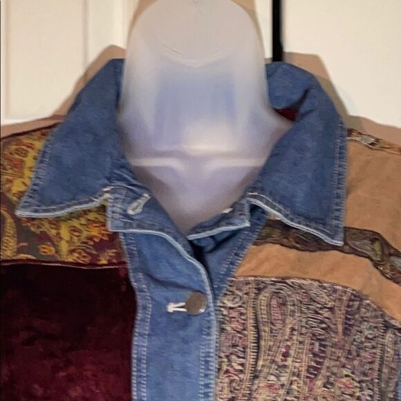 J. Jill Denim Out of the Blue Patchwork Jean Jacket See Measurements - Picture 4 of 15